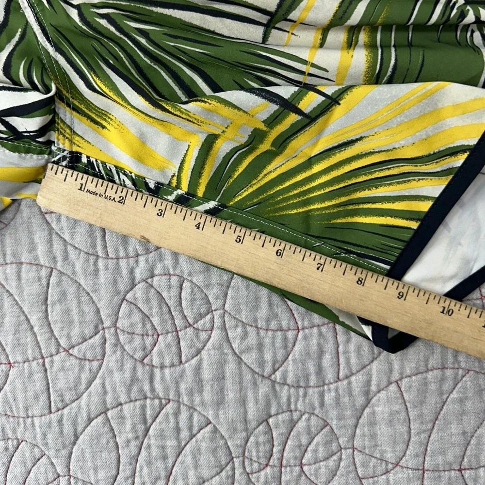 Quiksilver Board Shorts White Green‎ Tropical Highline Sub Tropic / Mens 32
